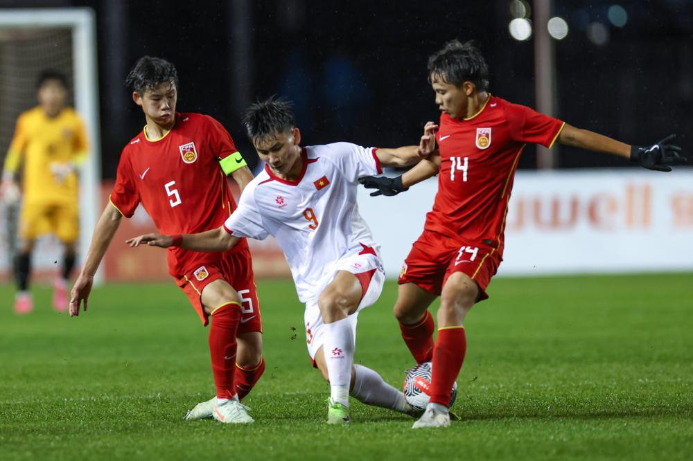 可为射手张达驰：哈兰德、莱万是我学习榜样，希望自己更全面