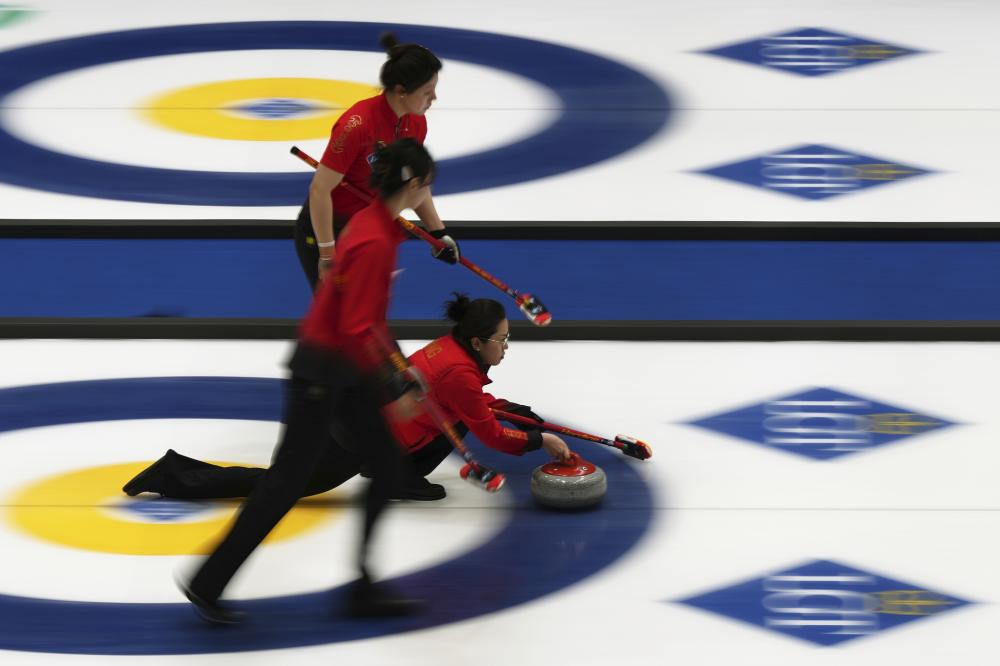 要不然五大联赛集体给非洲足协转账吧，这非洲杯时间太折磨了